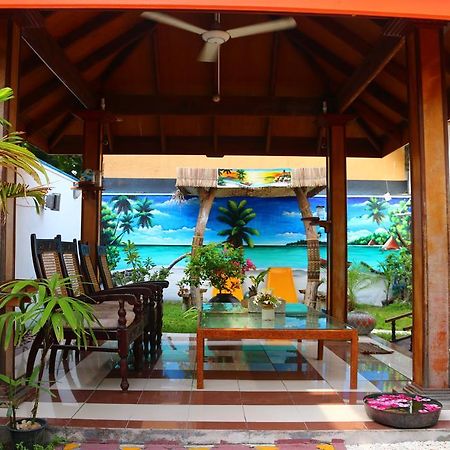 Natural Surf House Vandrehjem Himmafushi Eksteriør billede