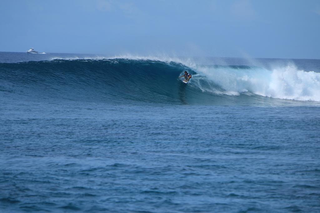 Natural Surf House Vandrehjem Himmafushi Eksteriør billede